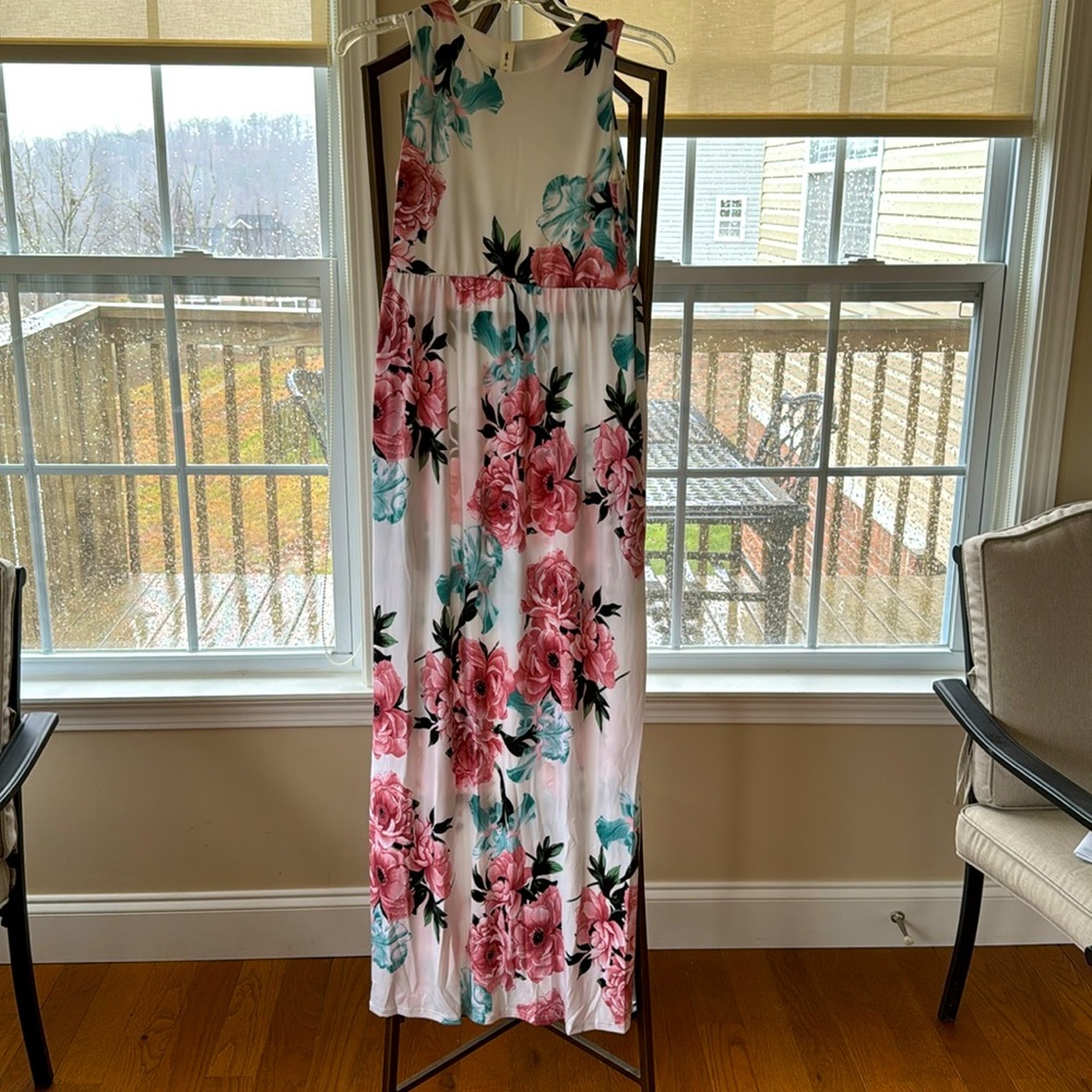 Vanilla Bay Maxi Dress with Pockets